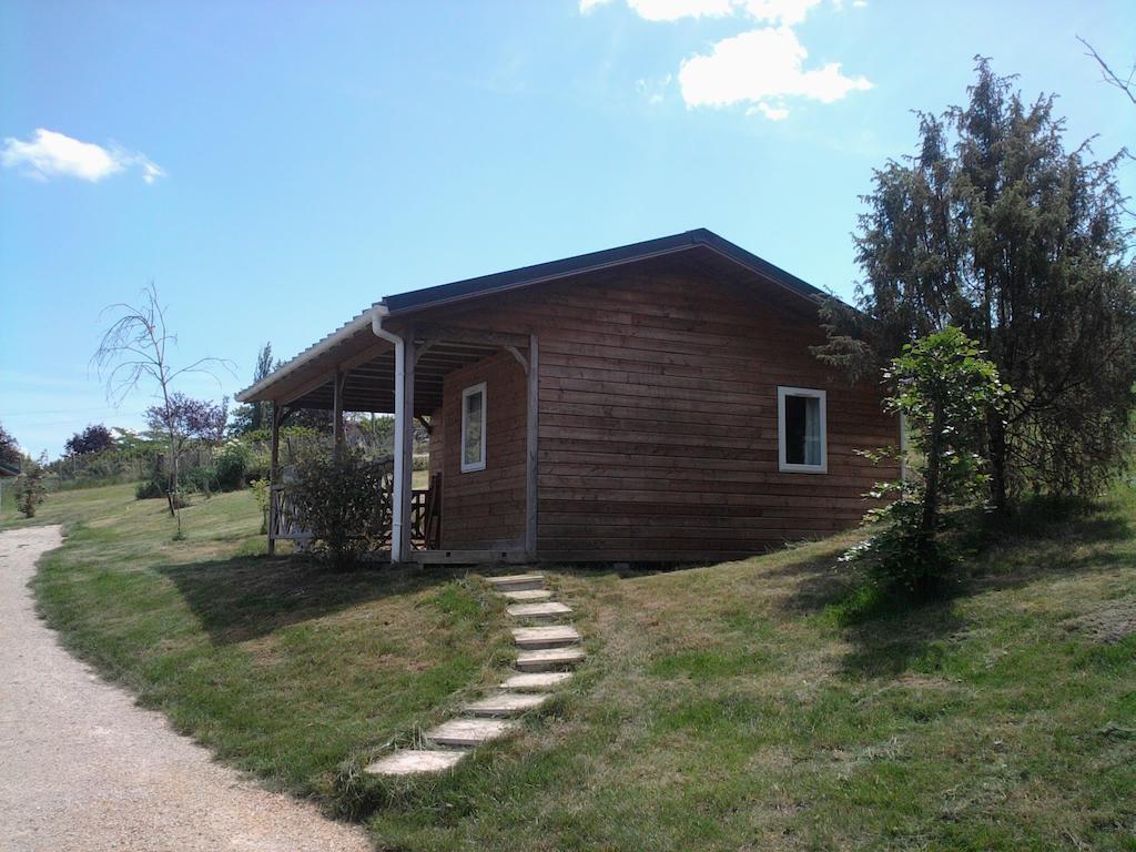 Camping Les Terrasses De Dordogne Rouffignac Saint-Cernin Cameră foto